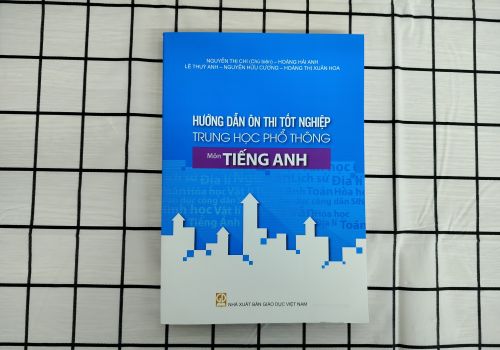 SÁCH - HƯỚNG DẪN ÔN THI TỐT NGHIỆP TRUNG HỌC PHỔ THÔNG MÔN : TIẾNG ANH