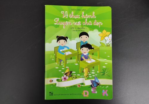 Vở Thực Hành Luyện Viết Chữ Đẹp Lớp 1 - Quyển 1