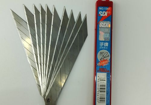 Lưỡi dao 30 độ SDI 1361 (cái)