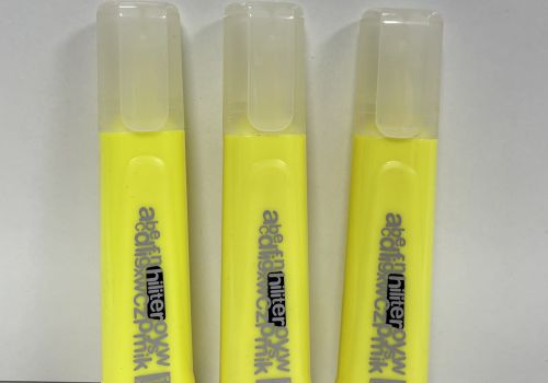 Bút dấu dòng cao cấp màu vàng LX 4011/cái